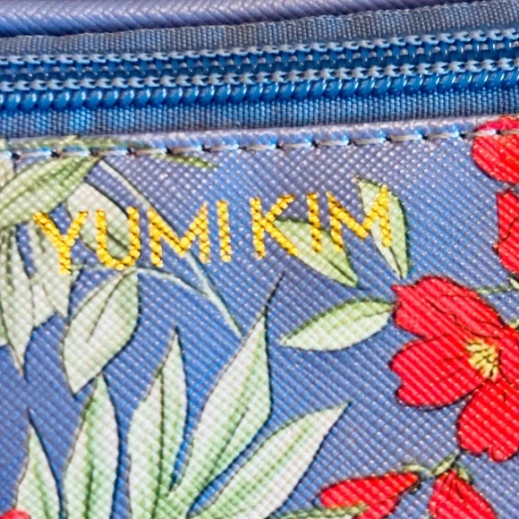 Yumi Kim Floral Makeup Train Case - Picture 12 of 13